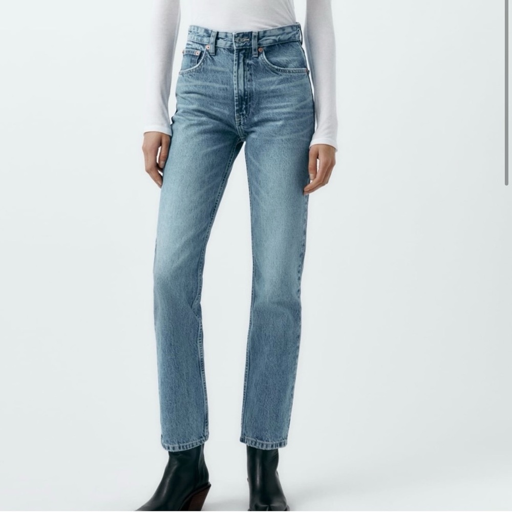 Zara Straight Leg Button-up Jeans